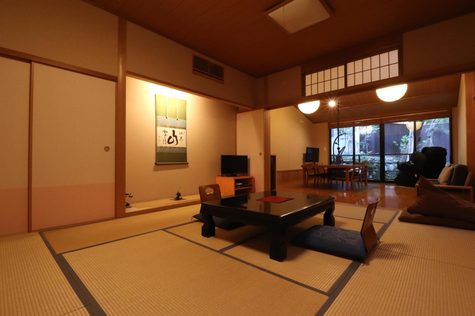 הימאג'י Yumoto Ueyama Ryokan מראה חיצוני תמונה